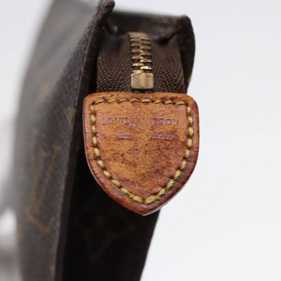 LOUIS VUITTON Monogram Bucket GM Pouch Accessory Pouch Vintage LV Auth 87456 - Picture 8 of 16